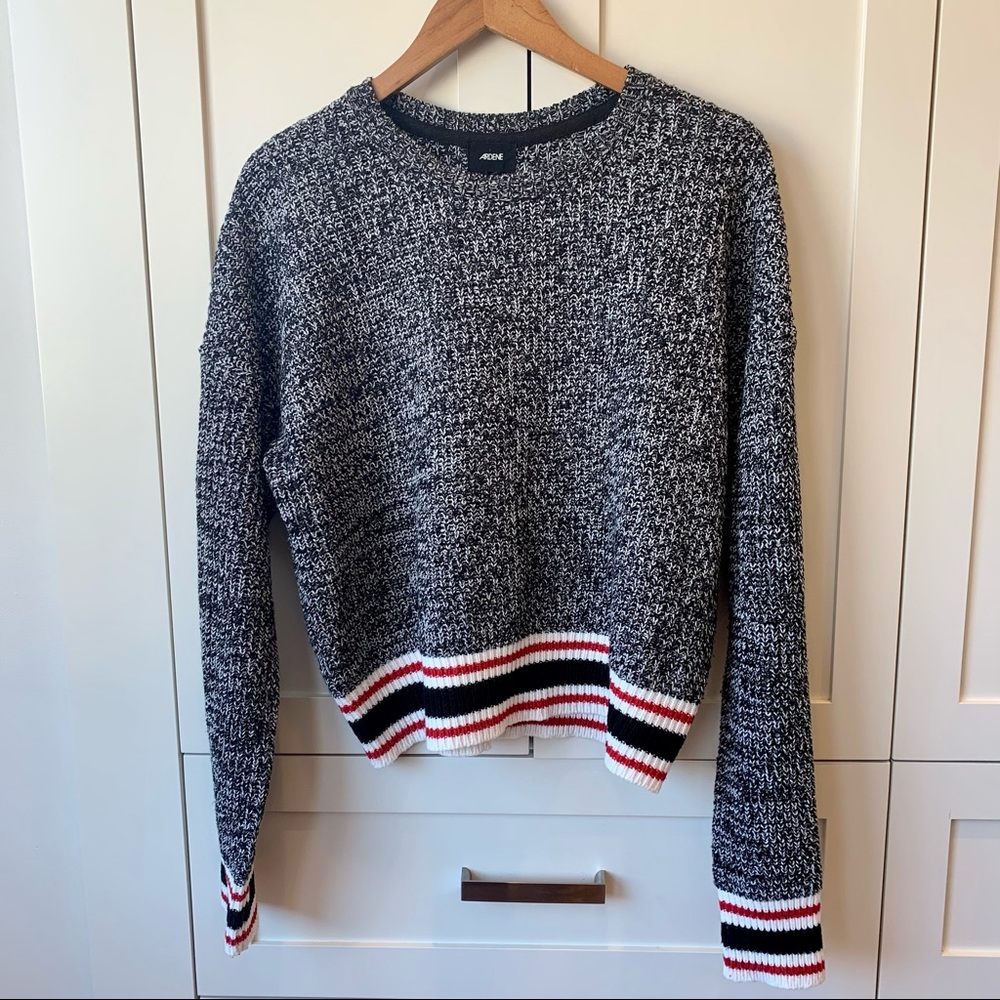 Ardene Cabin Sweater - Picture 1 of 6
